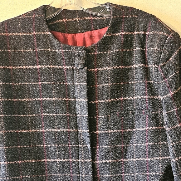 Grey Wool Blazer with Rose/Purple Plaid Size 12. 80's by Boston Traveler - Picture 1 of 7